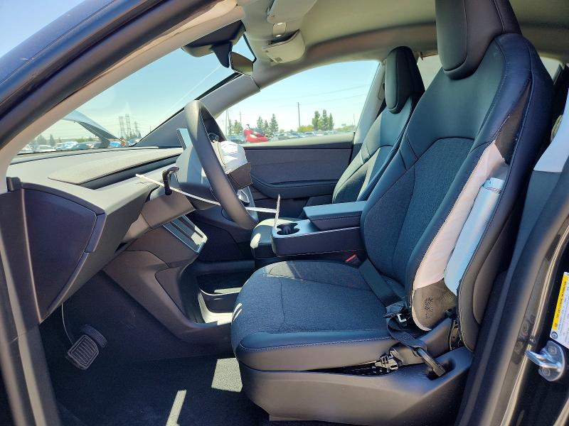 51204456 :رقم المزاد ، 7SAYGDED0TA603277 vin ، 2026 Tesla Model Y مزاد بيع