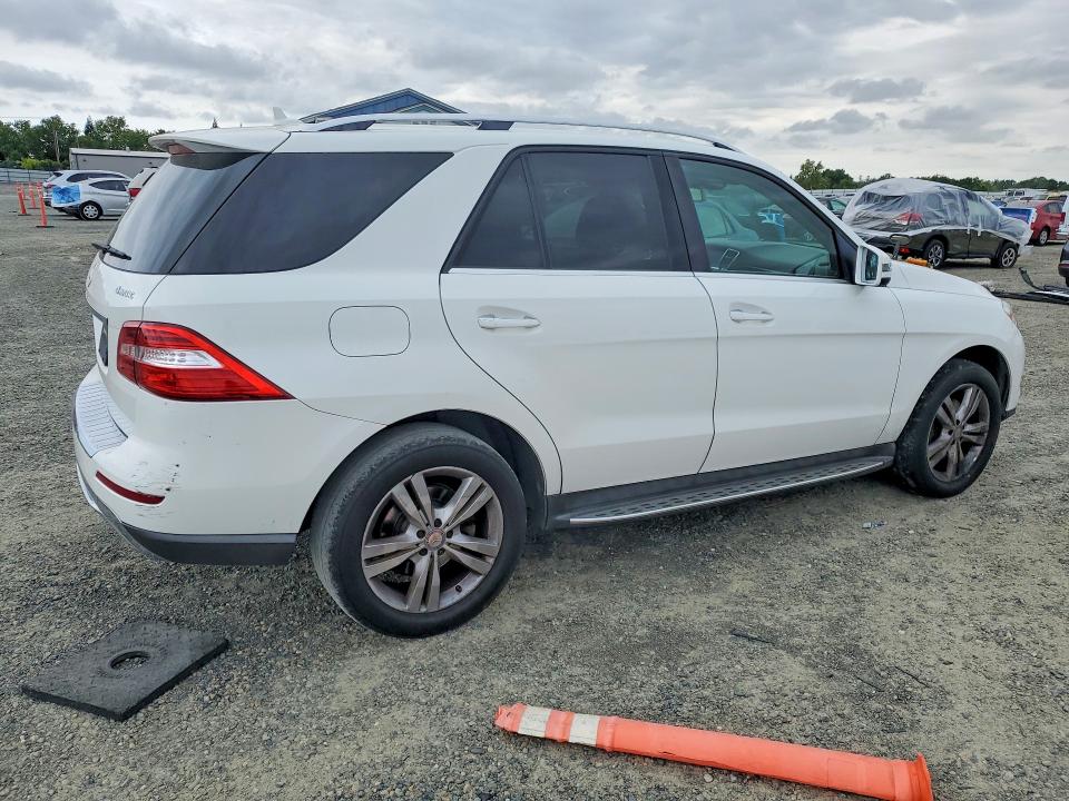 Продаж на аукціоні авто 2015 Mercedes-benz Ml, vin: 4JGDA5HB5FA605311, номер лоту: 52285726