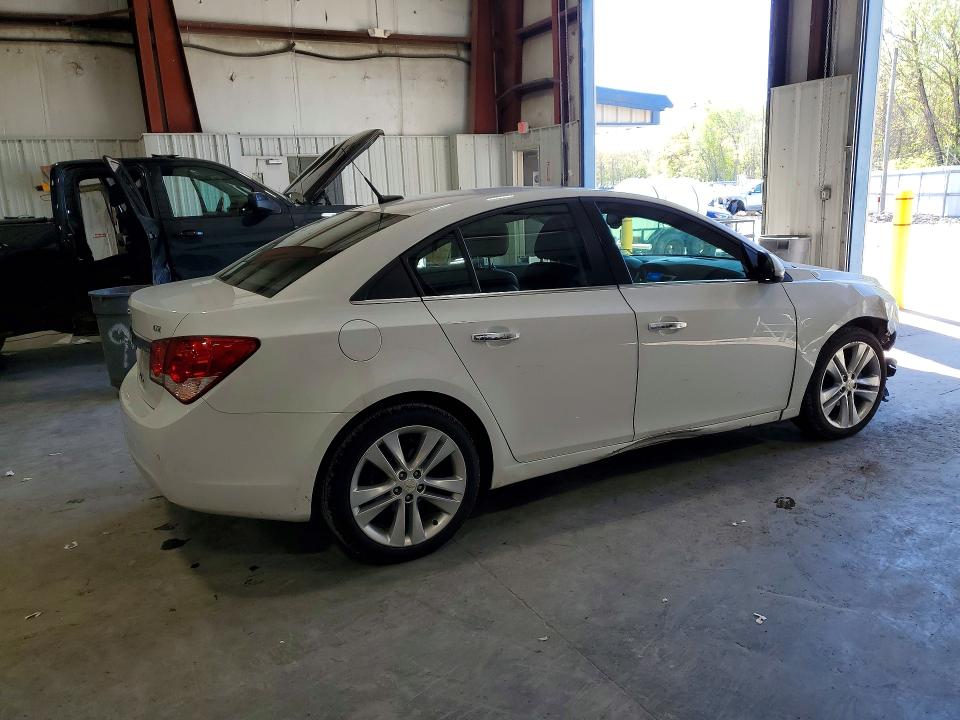 52645026 :رقم المزاد ، 1G1PH5S99B7271092 vin ، 2011 Chevrolet Cruze مزاد بيع