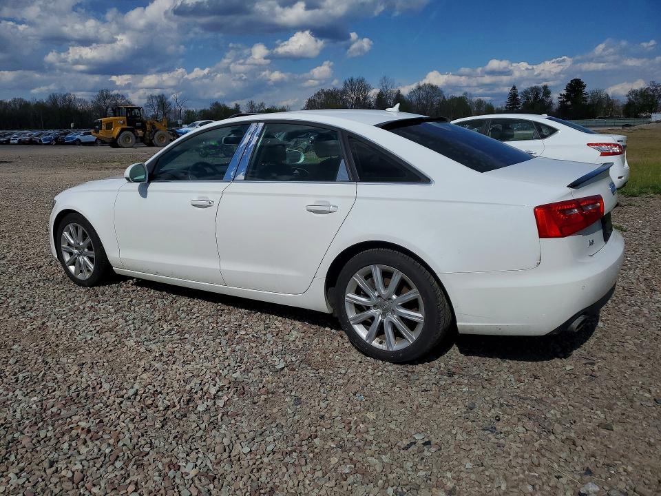 2015 Audi 6 მანქანა იყიდება აუქციონზე, vin: WAUGFAFC9FN009728, აუქციონის ნომერი: 52149546