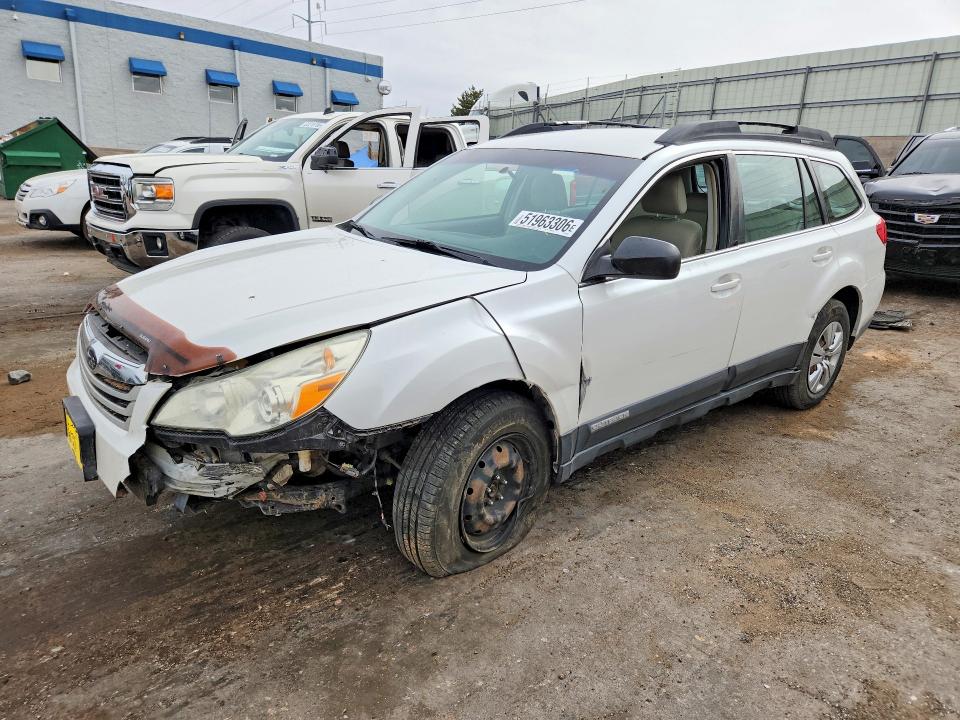 2010 Subaru Outback მანქანა იყიდება აუქციონზე, vin: 4S4BRCAC5A3328924, აუქციონის ნომერი: 51963306