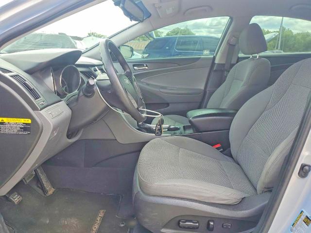 53543476 :رقم المزاد ، 5NPEB4AC9DH683423 vin ، 2013 Hyundai Sonata مزاد بيع