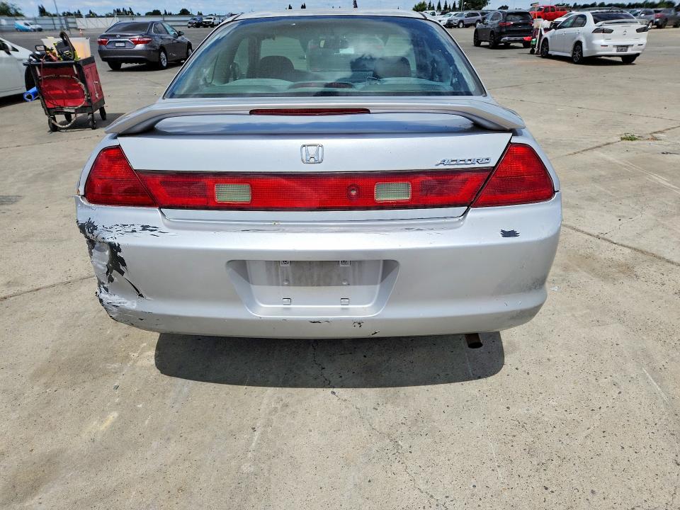 55205336 :رقم المزاد ، 1HGCG3262XA015939 vin ، 1999 Honda Accord مزاد بيع