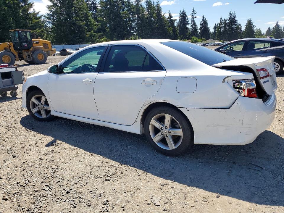 55173536 :رقم المزاد ، 4T1BF1FK5EU425733 vin ، 2014 Toyota Camry مزاد بيع