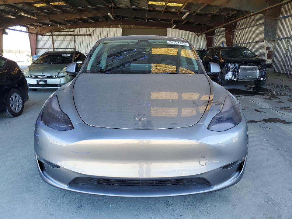 2024 Tesla Model Y მანქანა იყიდება აუქციონზე, vin: 7SAYGAEE1RF127897, აუქციონის ნომერი: 54091936