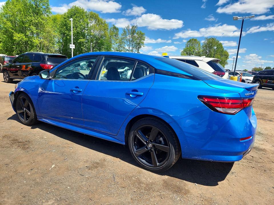 53058456 :رقم المزاد ، 3N1AB8DV5NY313001 vin ، 2022 Nissan Sentra مزاد بيع