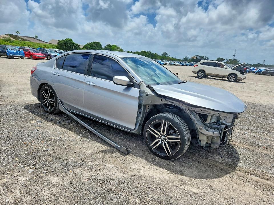 53793766 :رقم المزاد ، 1HGCR2F52HA108449 vin ، 2017 Honda Accord مزاد بيع