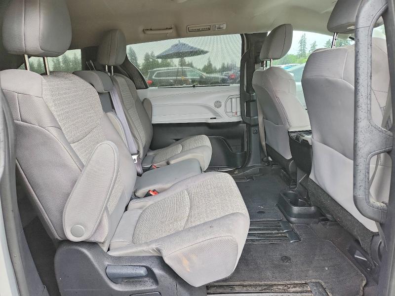 Продажа на аукционе авто 2025 Toyota Sienna, vin: 5TDKRKEC6SS240568, номер лота: 53754356