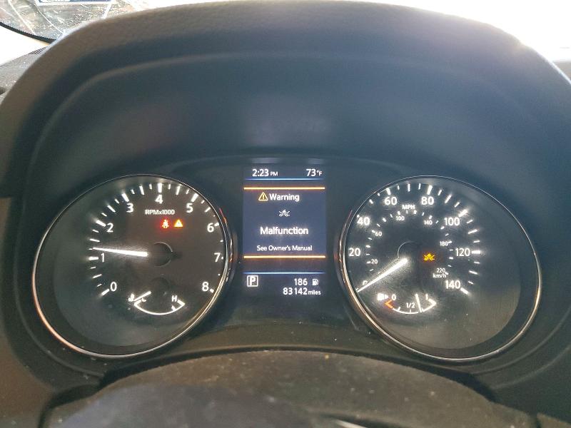 53604926 :رقم المزاد ، 5N1AT2MV7JC818835 vin ، 2018 Nissan Rogue مزاد بيع