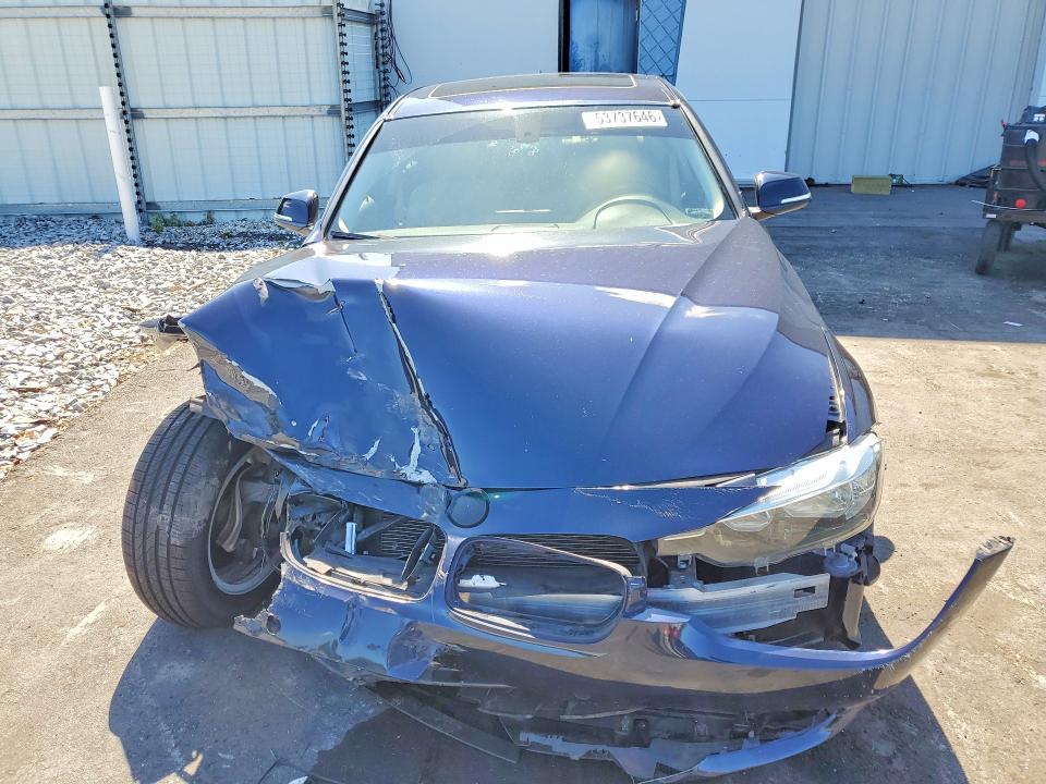 53737646 :رقم المزاد ، WBA8E1G3XHNU16336 vin ، 2017 Bmw 320 مزاد بيع