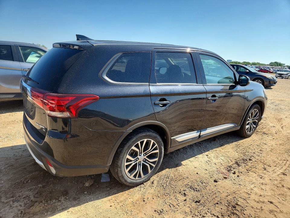Продаж на аукціоні авто 2017 Mitsubishi Outlander, vin: JA4AD3A37HZ064346, номер лоту: 53102086