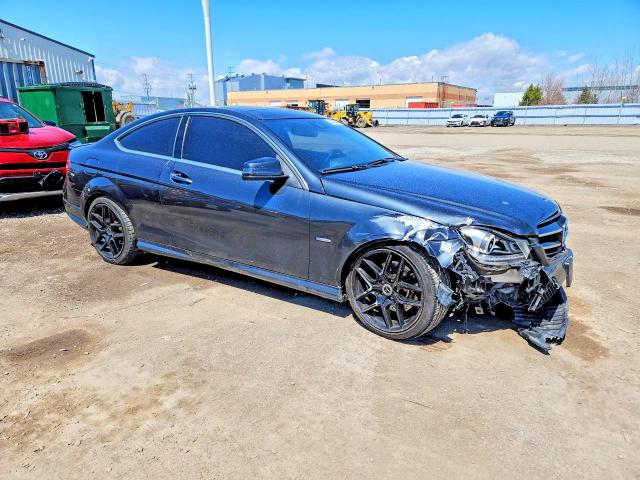2012 Mercedes-benz C მანქანა იყიდება აუქციონზე, vin: WDDGJ8JB9CF888670, აუქციონის ნომერი: 52366006