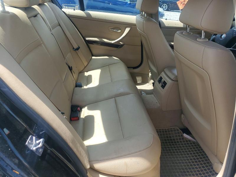 54977656 :رقم المزاد ، WBAPH7C50BE677060 vin ، 2011 Bmw 328 مزاد بيع