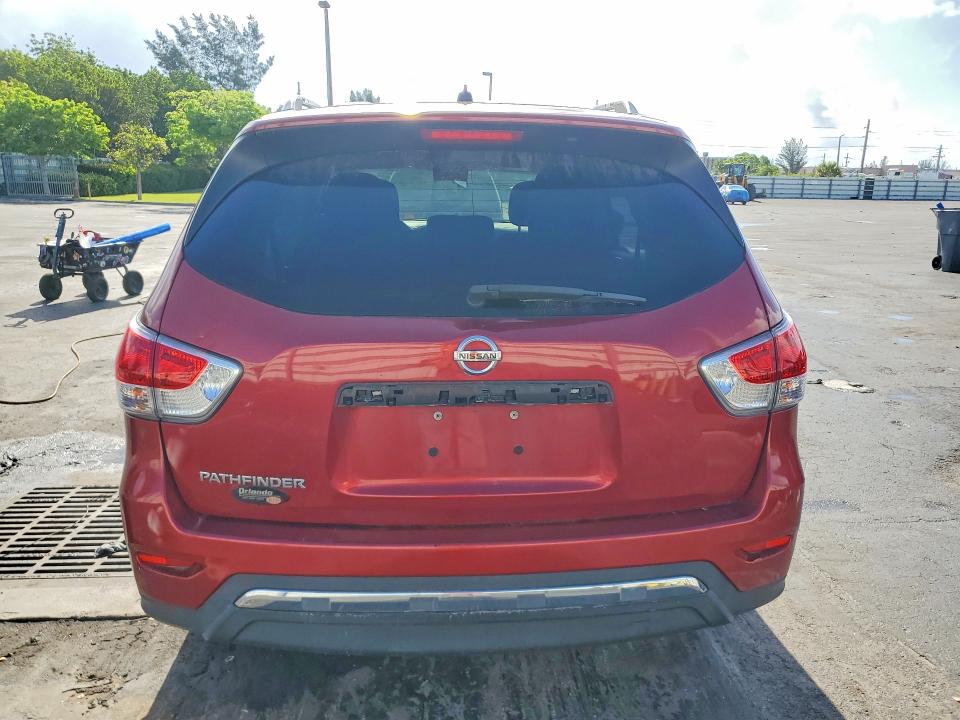 53981356 :رقم المزاد ، 5N1AR2MN0FC715066 vin ، 2015 Nissan Pathfinder مزاد بيع