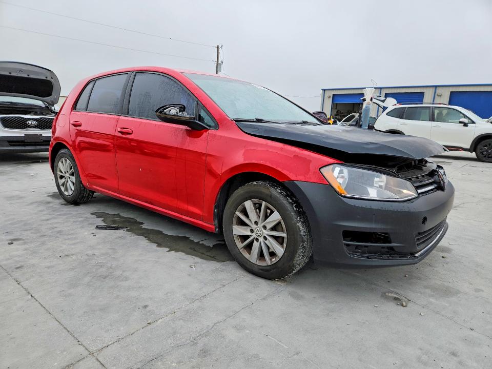 54173416 :رقم المزاد ، 3VW217AU1GM041497 vin ، 2016 Volkswagen Golf مزاد بيع