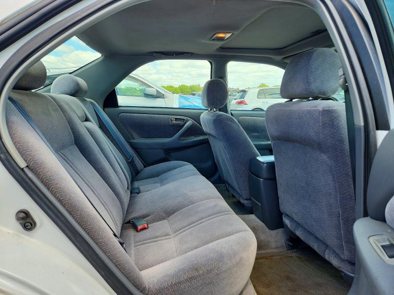 1998 Toyota Camry მანქანა იყიდება აუქციონზე, vin: 4T1BG22K1WU826156, აუქციონის ნომერი: 53810196