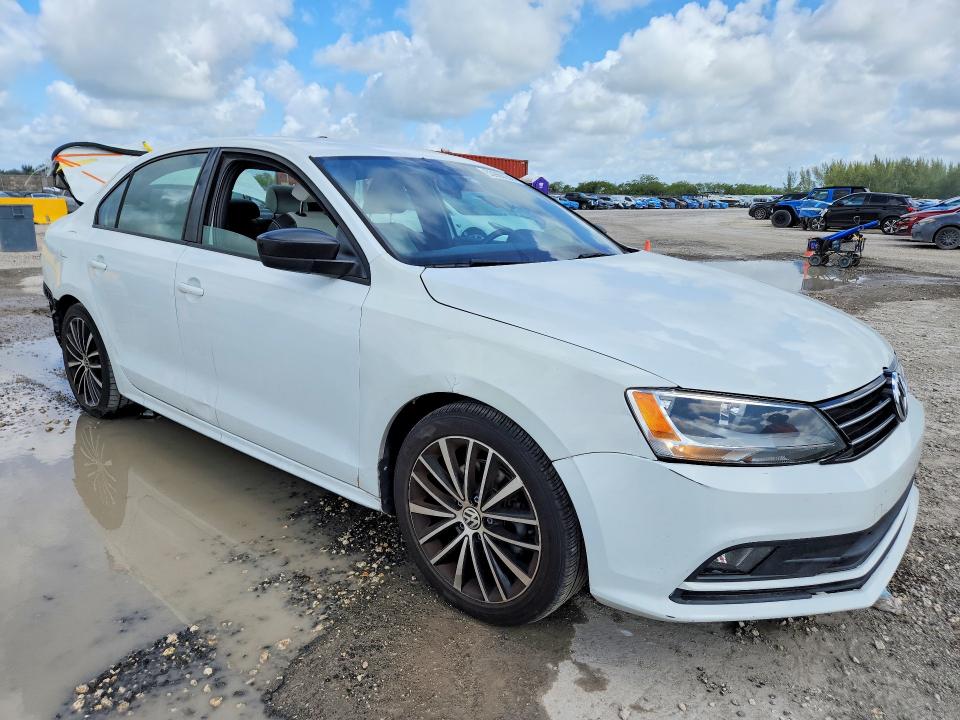 2016 Volkswagen Jetta მანქანა იყიდება აუქციონზე, vin: 3VWD17AJ7GM392123, აუქციონის ნომერი: 53966256