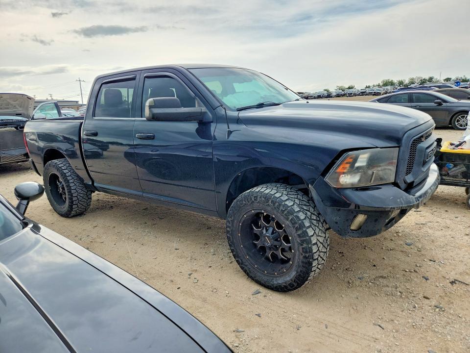 55085196 :رقم المزاد ، 1C6RR7LT0JS273142 vin ، 2018 Ram 1500 مزاد بيع