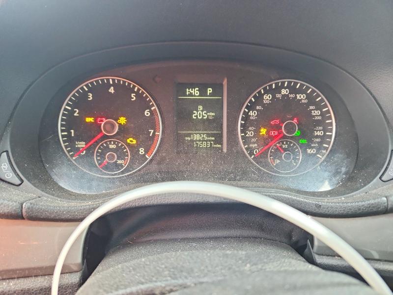 52191626 :رقم المزاد ، 1VWAT7A3XFC053483 vin ، 2015 Volkswagen Passat مزاد بيع