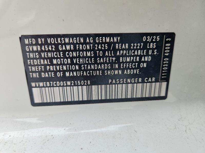 2025 Volkswagen Golf R მანქანა იყიდება აუქციონზე, vin: WVWEB7CD0SW215028, აუქციონის ნომერი: 52874186