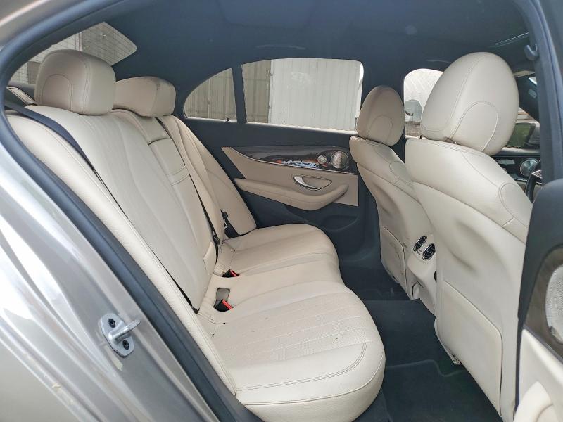54669016 :رقم المزاد ، W1KZF8EB9NB026158 vin ، 2022 Mercedes-benz E مزاد بيع