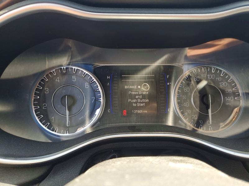 2015 Chrysler 200 მანქანა იყიდება აუქციონზე, vin: 1C3CCCABXFN718743, აუქციონის ნომერი: 52411256
