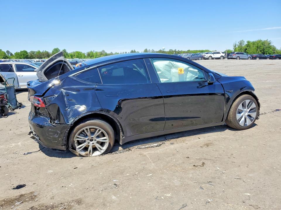 52125156 :رقم المزاد ، 7SAYGAEE2NF523024 vin ، 2022 Tesla Model Y مزاد بيع