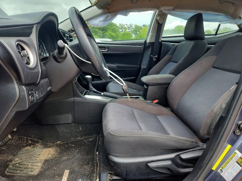 53032216 :رقم المزاد ، 5YFBURHE2HP578135 vin ، 2017 Toyota Corolla مزاد بيع