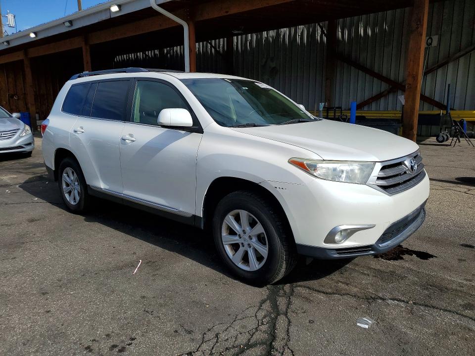 Продажа на аукционе авто 2012 Toyota Highlander, vin: 5TDBK3EH3CS172687, номер лота: 54118566