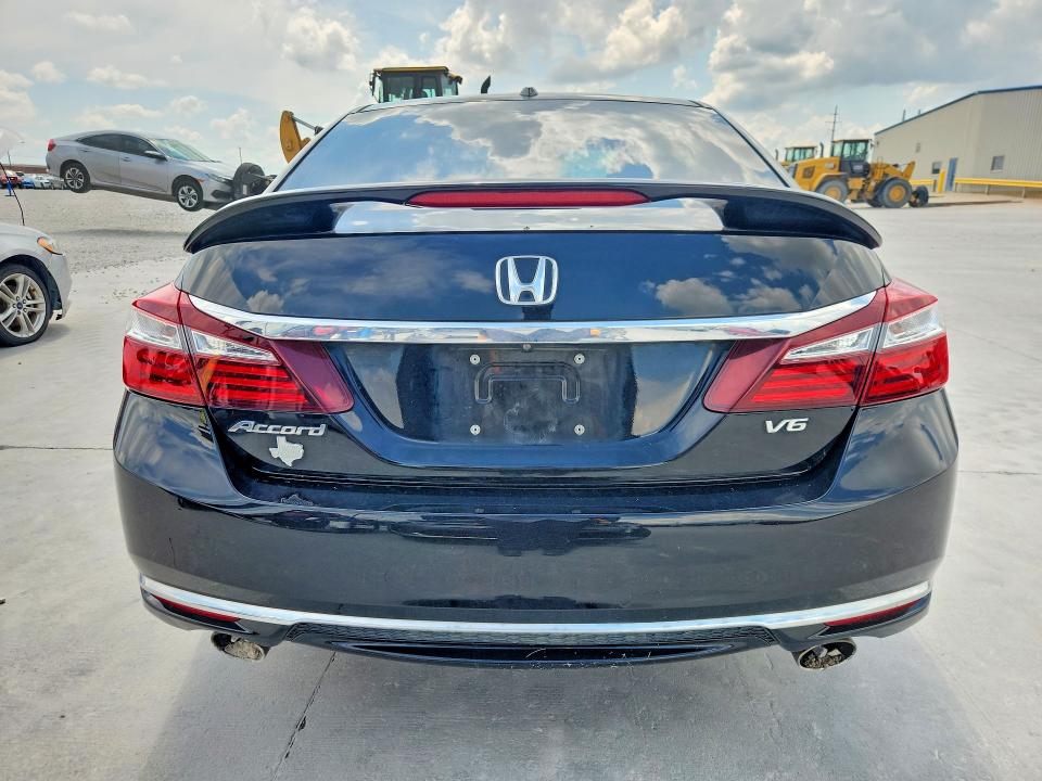 2016 Honda Accord მანქანა იყიდება აუქციონზე, vin: 1HGCR3F09GA002086, აუქციონის ნომერი: 55003976