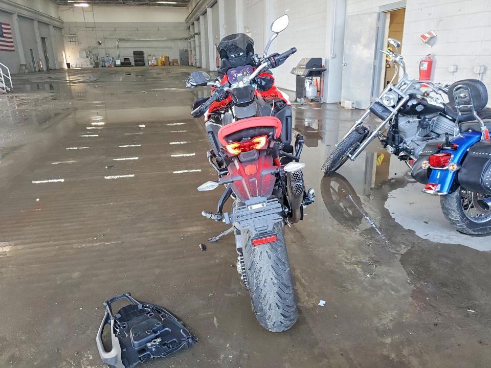 55150756 :رقم المزاد ، ZDMAALVW7PB014352 vin ، 2023 Ducati Multistrada مزاد بيع