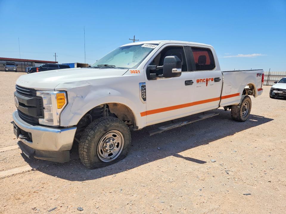 54639646 :رقم المزاد ، 1FT7W2B66HEF13021 vin ، 2017 Ford F250 مزاد بيع