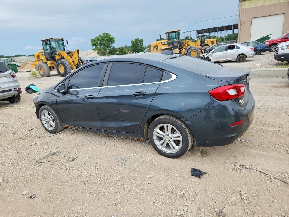 51922726 :رقم المزاد ، 1G1BE5SM8H7278695 vin ، 2017 Chevrolet Cruze مزاد بيع