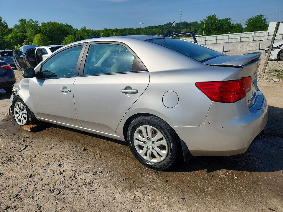 2013 Kia Forte მანქანა იყიდება აუქციონზე, vin: KNAFU4A20D5733726, აუქციონის ნომერი: 53580466