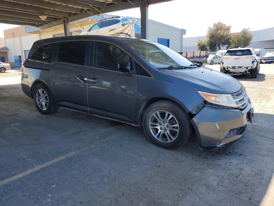 54645836 :رقم المزاد ، 5FNRL5H69DB003989 vin ، 2013 Honda Odyssey مزاد بيع