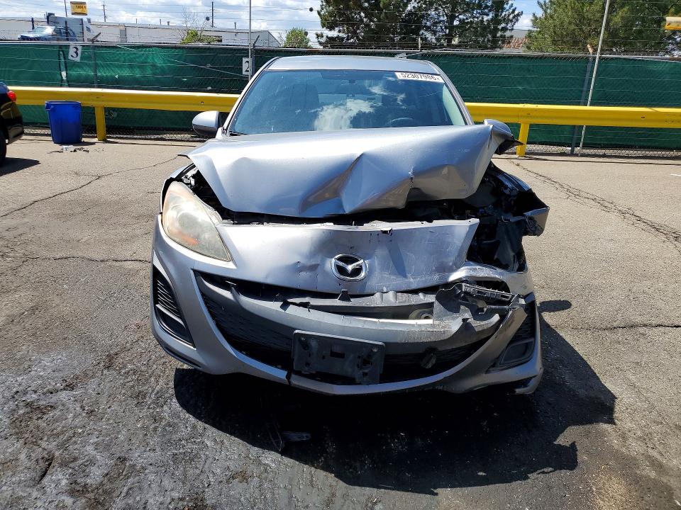 52307986 :رقم المزاد ، JM1BL1VF4B1479300 vin ، 2011 Mazda 3 مزاد بيع