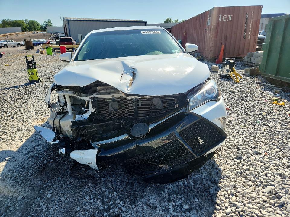53550366 :رقم المزاد ، 4T1BF1FK3HU722424 vin ، 2017 Toyota Camry مزاد بيع