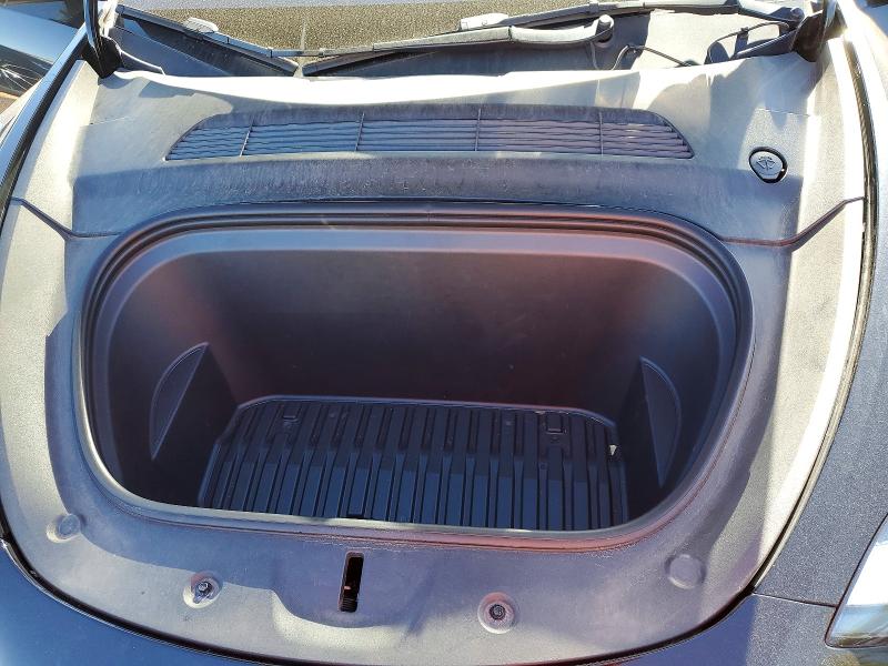 Продаж на аукціоні авто 2023 Tesla Model Y, vin: 7SAYGDEEXPF586991, номер лоту: 52731806