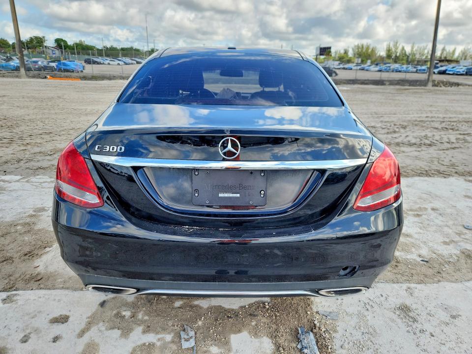 Продаж на аукціоні авто 2018 Mercedes-benz C, vin: 55SWF4JB6JU268407, номер лоту: 52402156