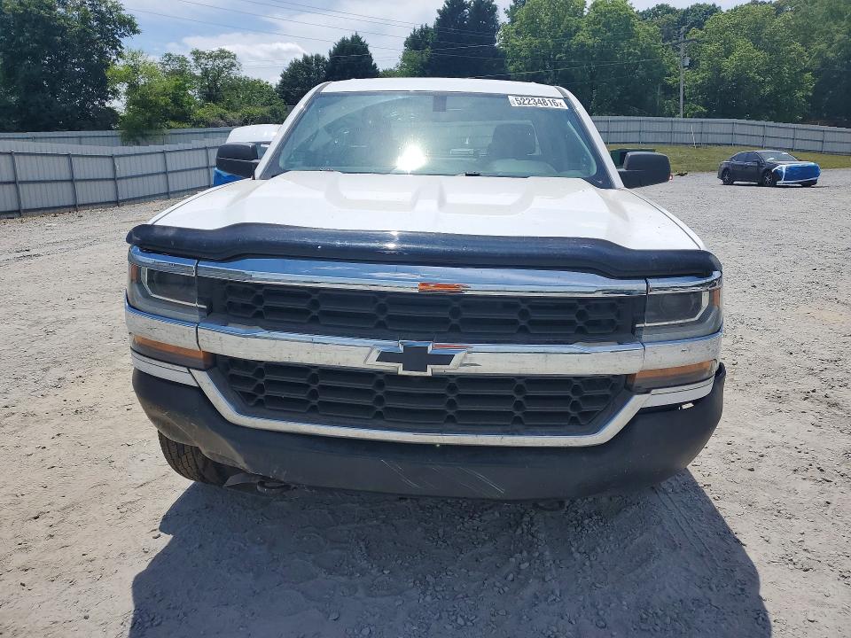 52234816 :رقم المزاد ، 1GCVKNEC6JZ239162 vin ، 2018 Chevrolet Silverado مزاد بيع