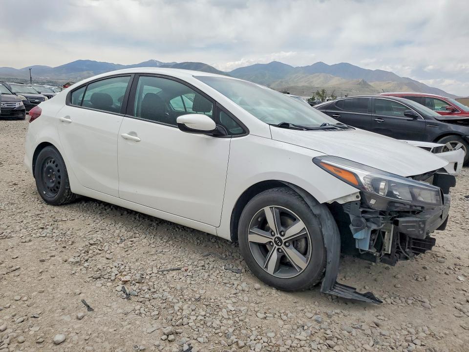 2018 Kia Forte მანქანა იყიდება აუქციონზე, vin: 3KPFL4A73JE203994, აუქციონის ნომერი: 53364896