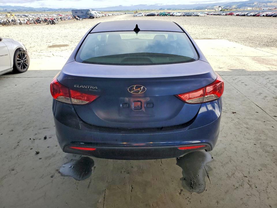 2013 Hyundai Elantra Coupe მანქანა იყიდება აუქციონზე, vin: KMHDH6AE6DU001073, აუქციონის ნომერი: 51874286