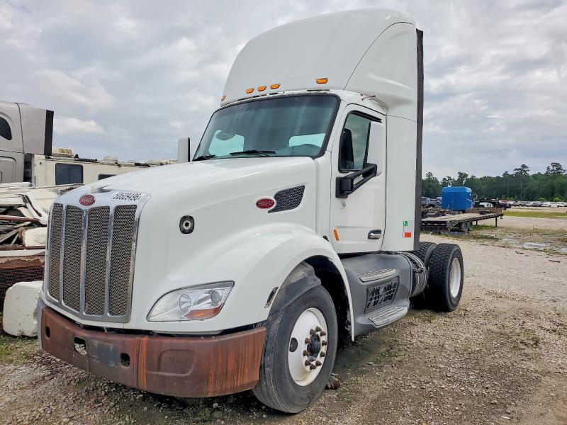 2017 Peterbilt 579 მანქანა იყიდება აუქციონზე, vin: 1XPBA48X7HD428911, აუქციონის ნომერი: 50609496