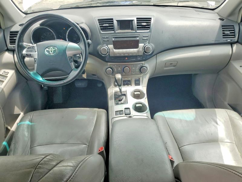 2011 Toyota Highlander მანქანა იყიდება აუქციონზე, vin: 5TDZK3EH8BS025780, აუქციონის ნომერი: 54890746