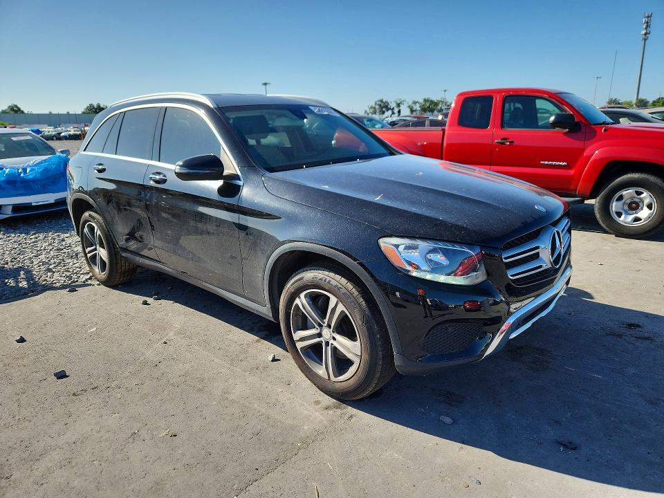 Продажа на аукционе авто 2017 Mercedes-benz Glc, vin: WDC0G4JB7HF120352, номер лота: 52816366