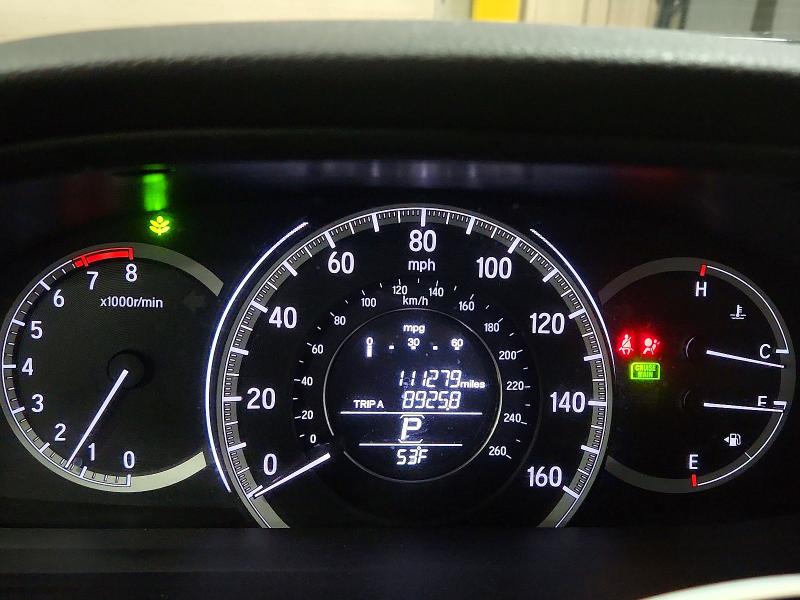 52431296 :رقم المزاد ، 1HGCR2F35HA081746 vin ، 2017 Honda Accord مزاد بيع