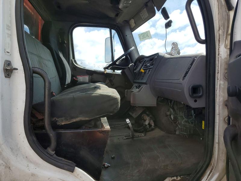 54109216 :رقم المزاد ، 1FVHCYBS2BHAY0355 vin ، 2011 Freightliner M2 مزاد بيع