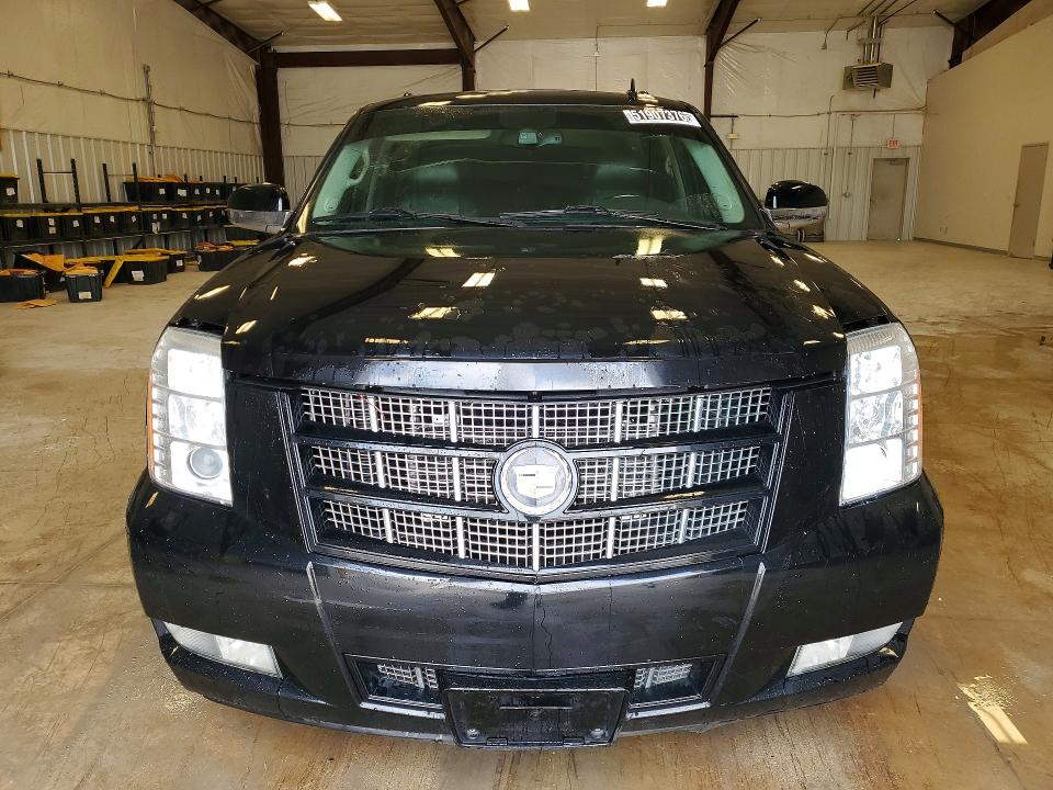 2013 Cadillac Escalade მანქანა იყიდება აუქციონზე, vin: 1GYS4CEFXDR218549, აუქციონის ნომერი: 51907376