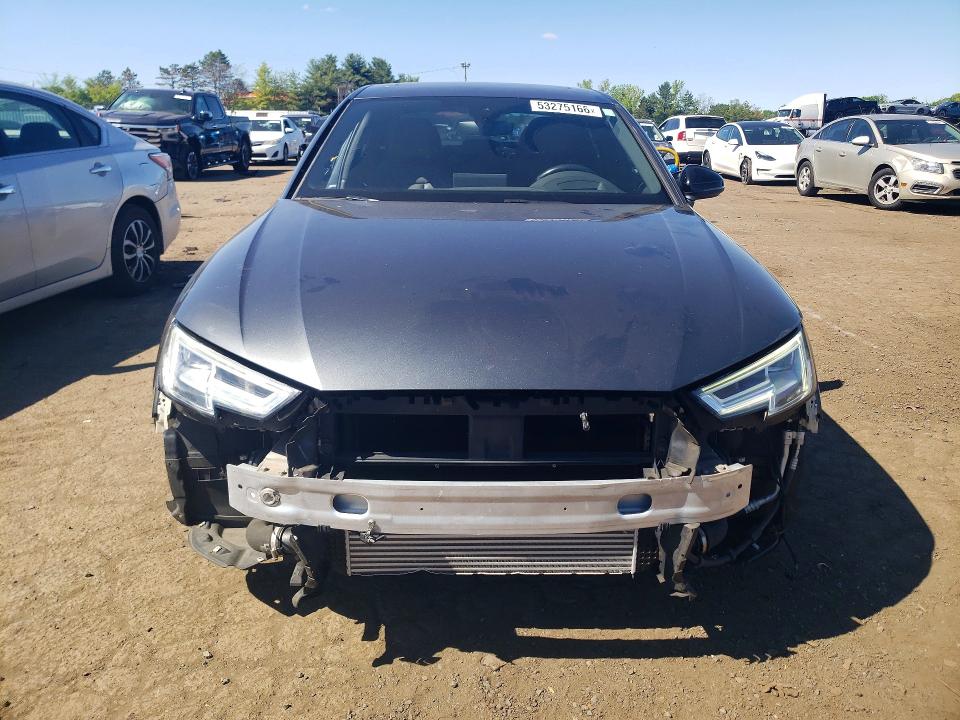 Продажа на аукционе авто 2019 Audi A4, vin: WAUFNAF40KA032128, номер лота: 53275166