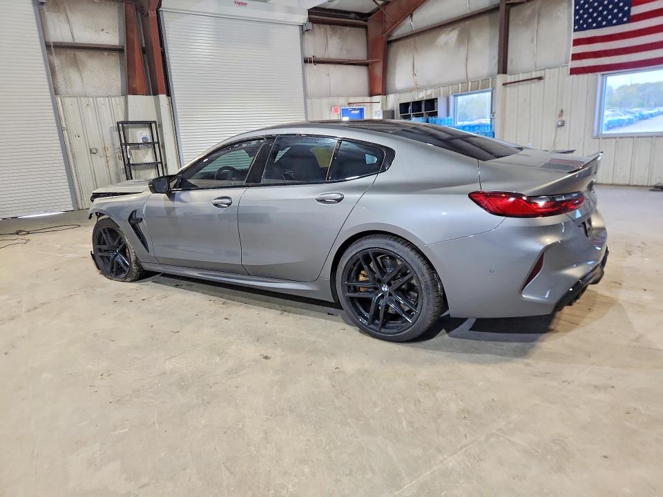 53098806 :رقم المزاد ، WBSGV0C05SCW14242 vin ، 2025 Bmw M8 مزاد بيع